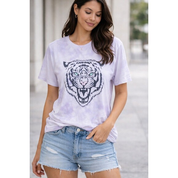Tops - Women’s Large Purple Tie Dye Tiger Graphic T Shirt Short Sleeve Casual Tee
